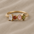 Statement-Ring mit mehrfarbigen Edelsteinen