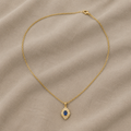 Ornamentierte Saphir-Anhänger Halskette