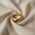 Zeitloser Goldener Bogenring