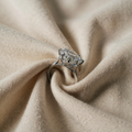 Zeitloser goldener Zirkonia-Cube-Ring