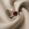 Delara Carmessia Ring | Weißgold