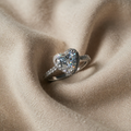 Ring mit Herzförmigem Kristall und Zirkonia-Besatz