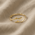 Ring goldfarben mit Ast-Optik