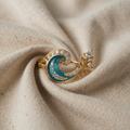 Ring "Meereswellen" mit glänzendem Kristall