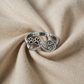 Ring mit kubischem Zirkonia und Herz- sowie Unendlichkeit-Design
