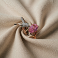 Verstellbarer Ring mit Kolibri – Zirkon, 14 Karat vergoldet