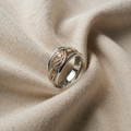 Skulpturaler Gold- und Silbersring