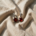 Ohrringe mit Rubin und Diamanten