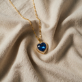 Halskette goldfarben mit blauem Herzanhänger